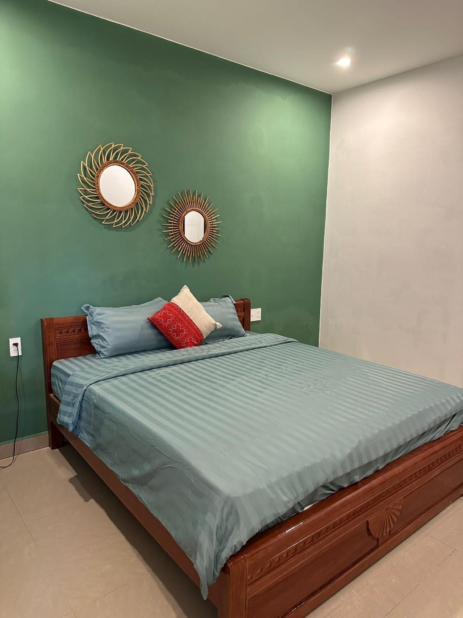 Water Palm Residence Hieu Nhon Esterno foto