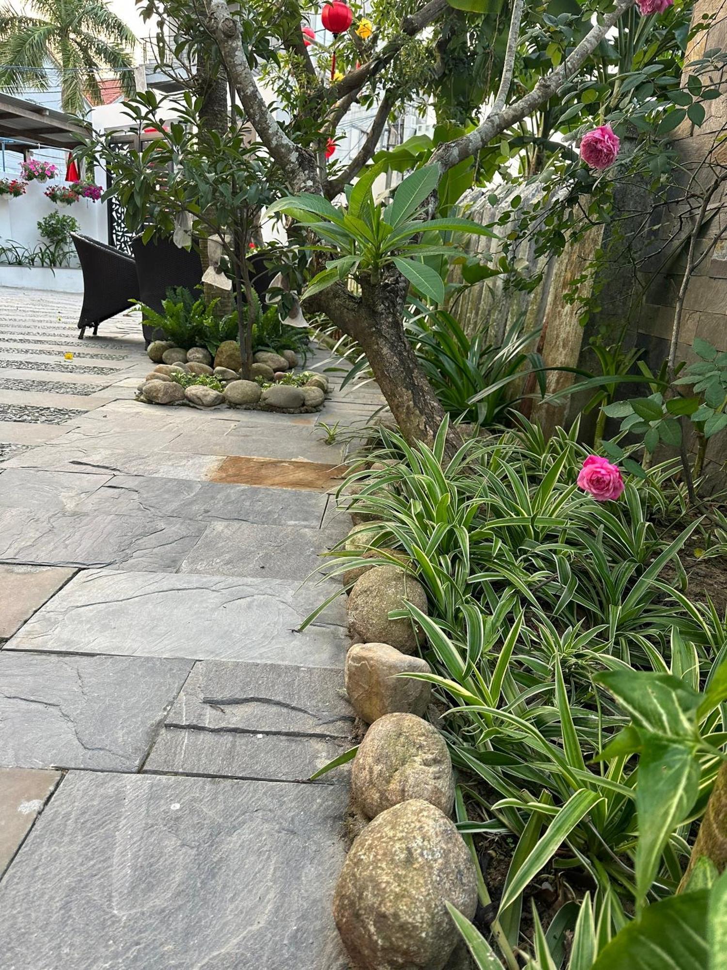 Water Palm Residence Hieu Nhon Esterno foto